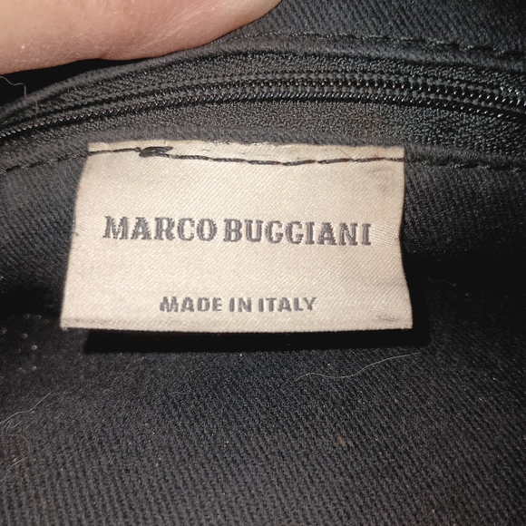 Marco Buggiani Genuine Leather Five Compartment Crossbody Purse - Picture 3 of 14